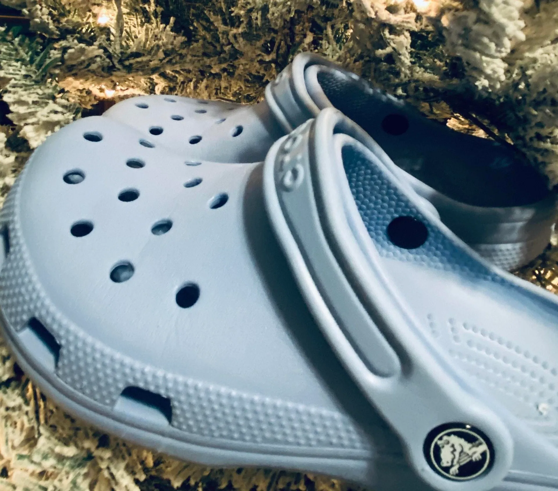 Crocs Classic Clog Chambray Blue Croc - Image 3