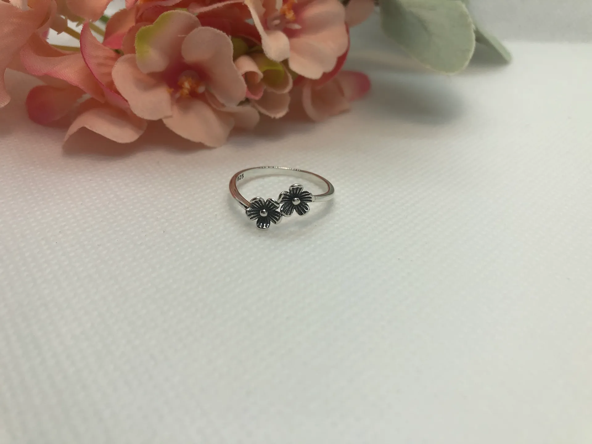 Double Flower Ring | Size 8 Silver - Image 7