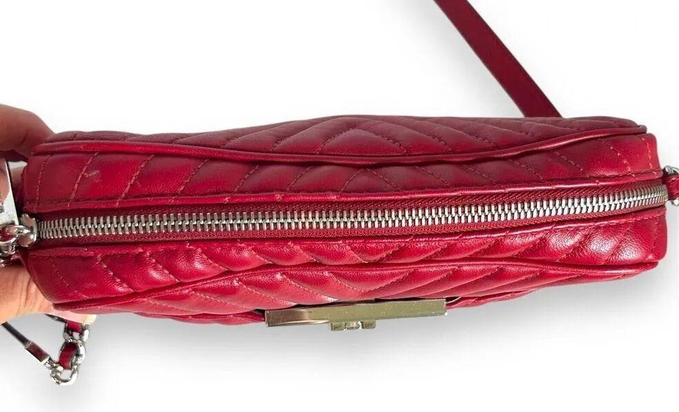 MICHAEL KORS Cherry Red Susannah Lock Messenger Crossbody Bag Purse ChevronQuilt - Image 2