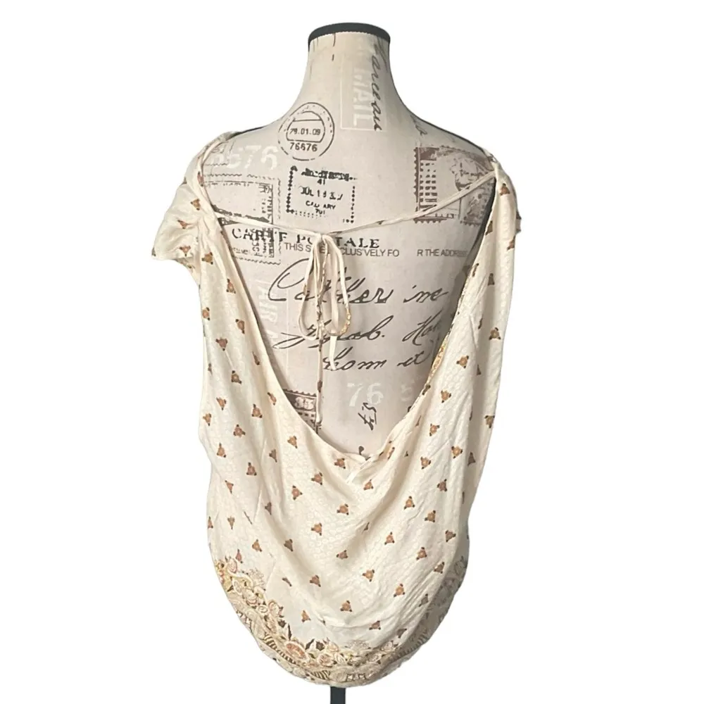 Free People Summer Halter Top Size Large - Image 3