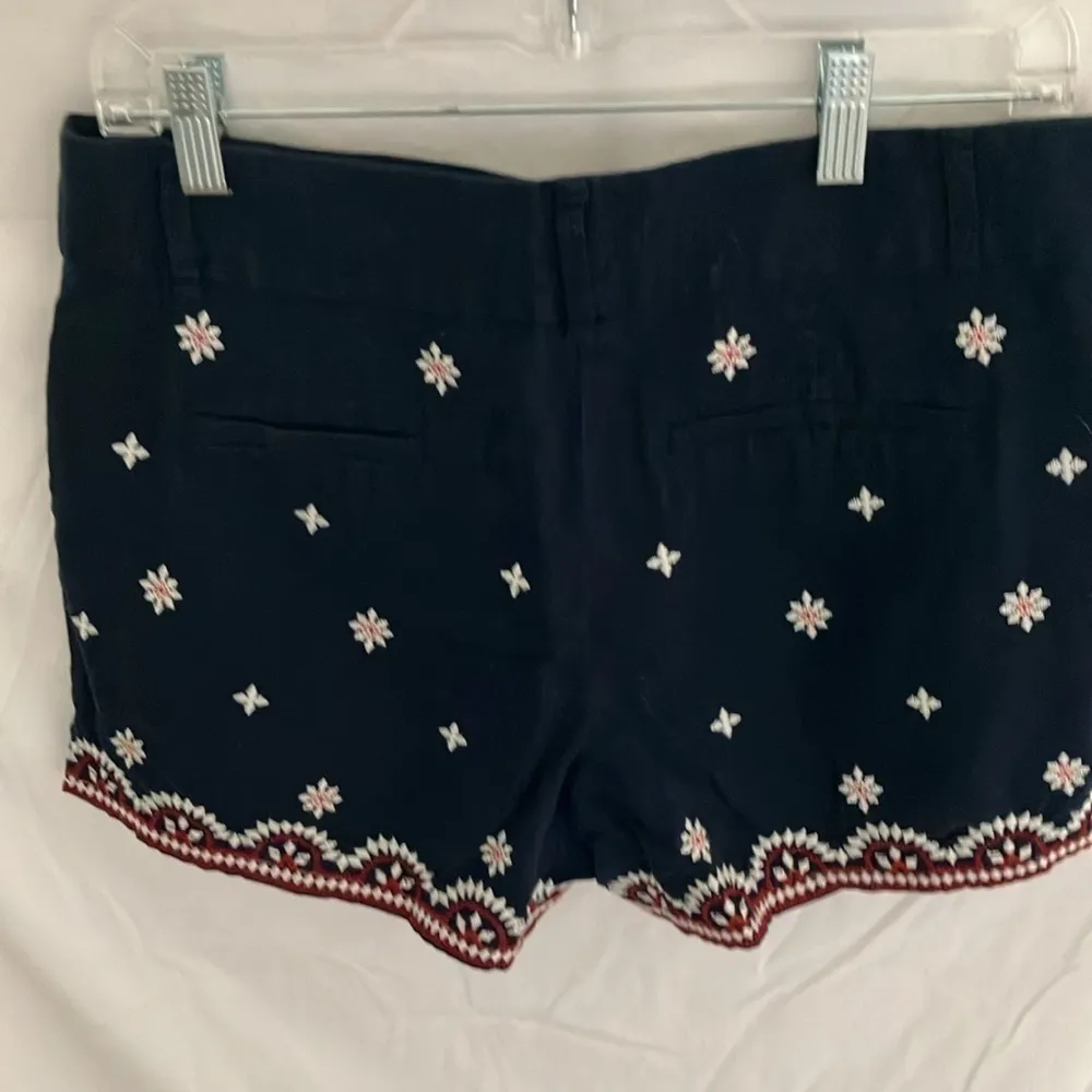 Loft  outlet- Navy red/white embroidered flower pattern- size 6 - Image 9
