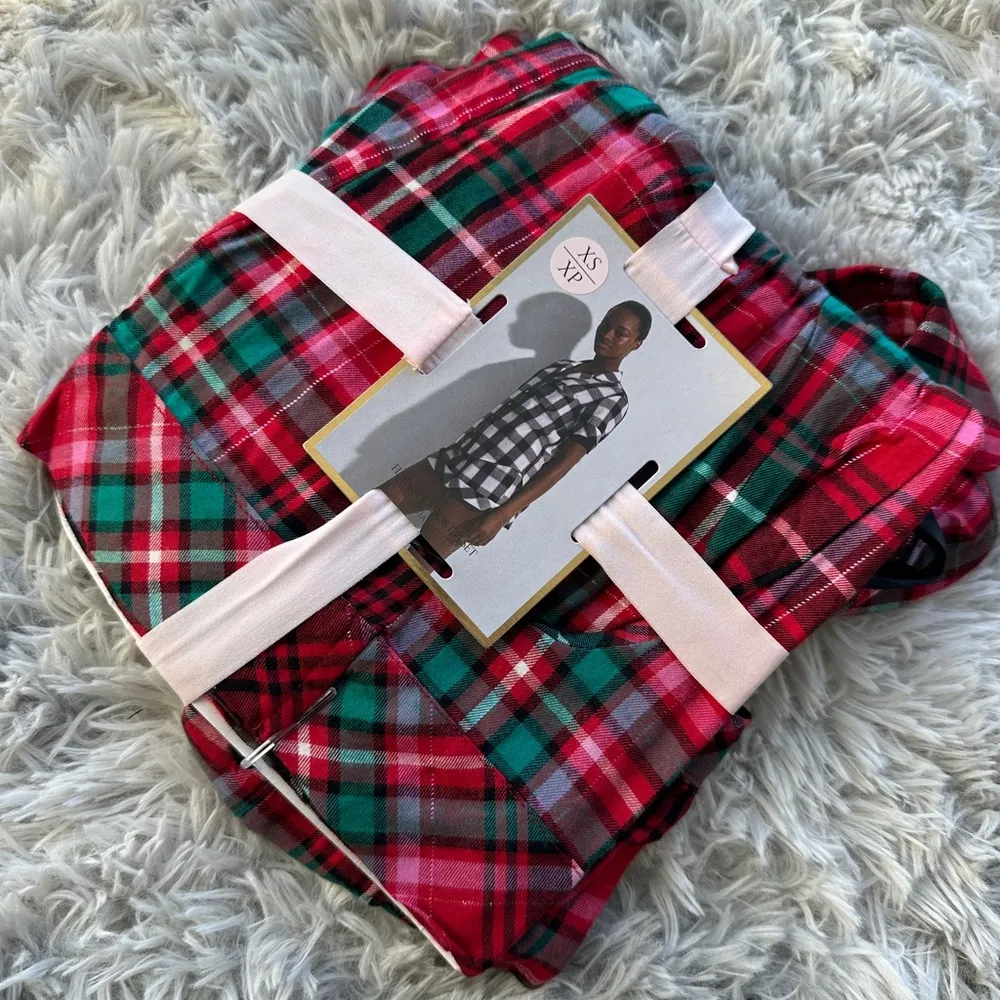 Victoria’s Secret Flannel Pajama Set - Image 4