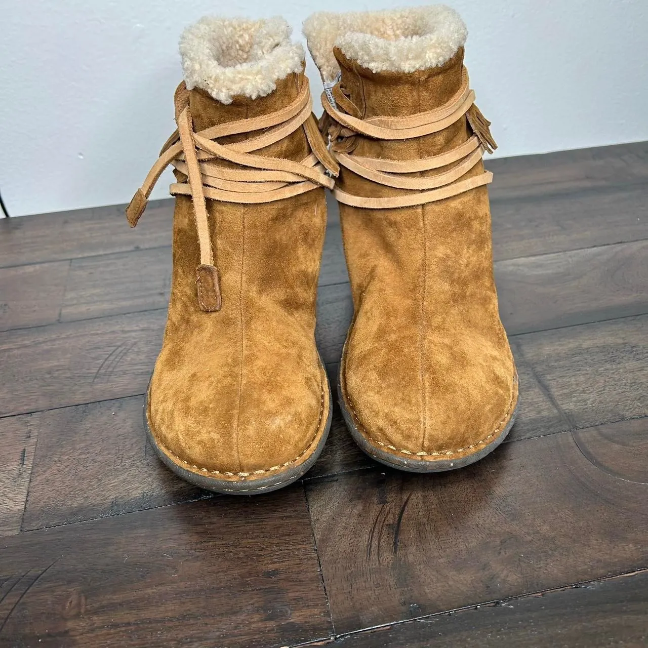 Ugg Women's Brown and Tan Boots - Image 5