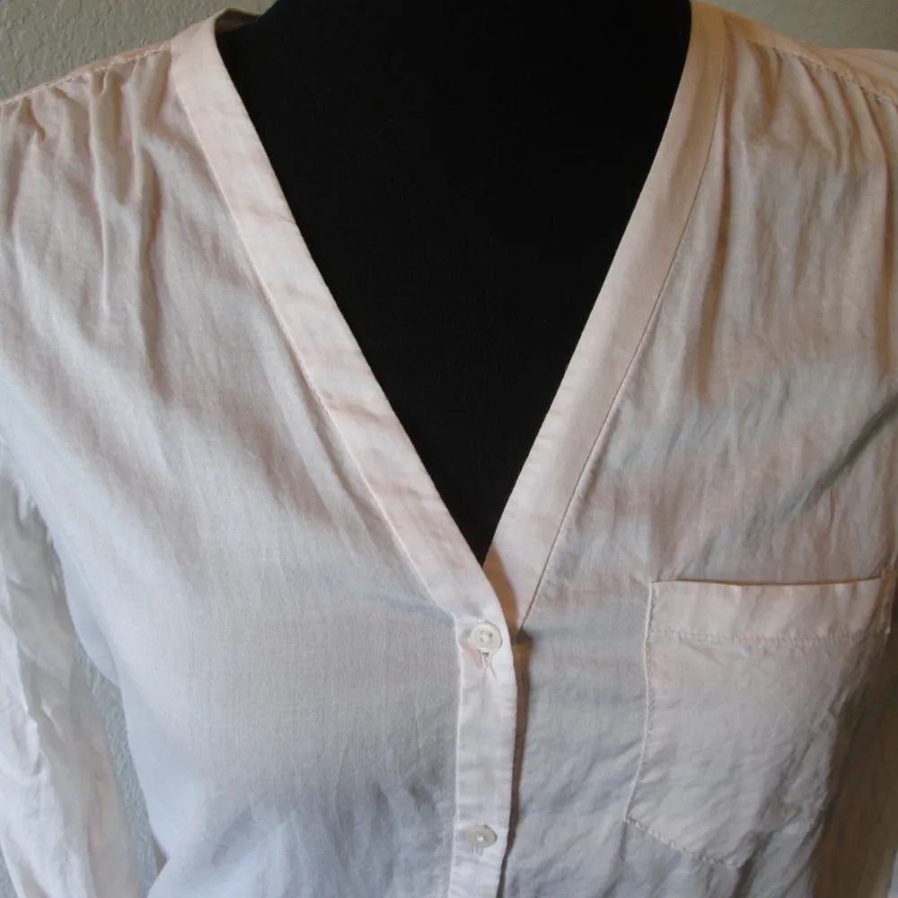 Gap V-Neck Blouse - Size Medium - Image 2