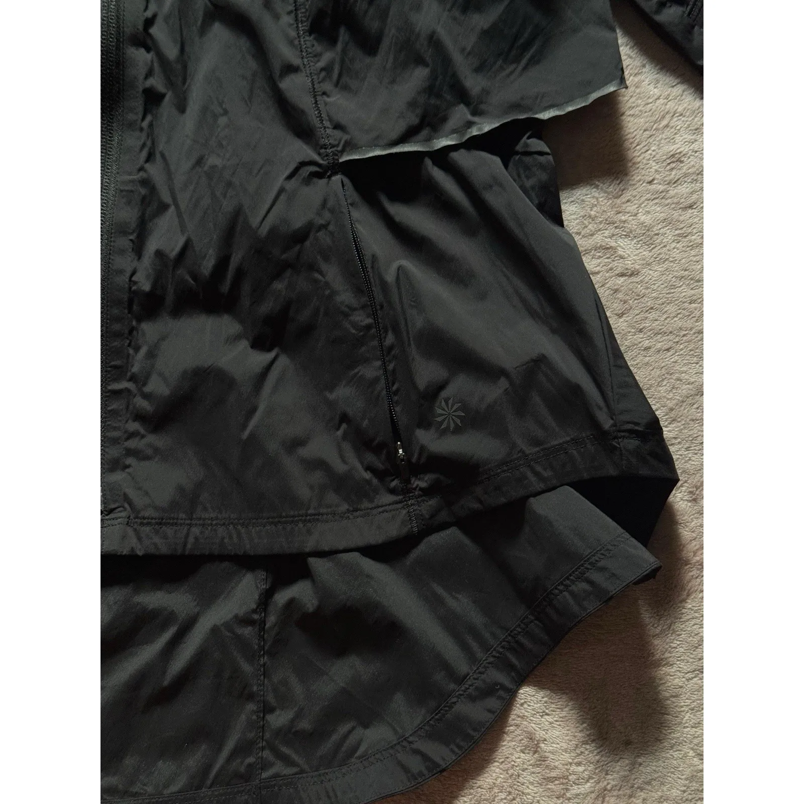 Athleta Jacket Womens Black Open Road Shell Jacket Windbreaker Rain Size X small - Image 3