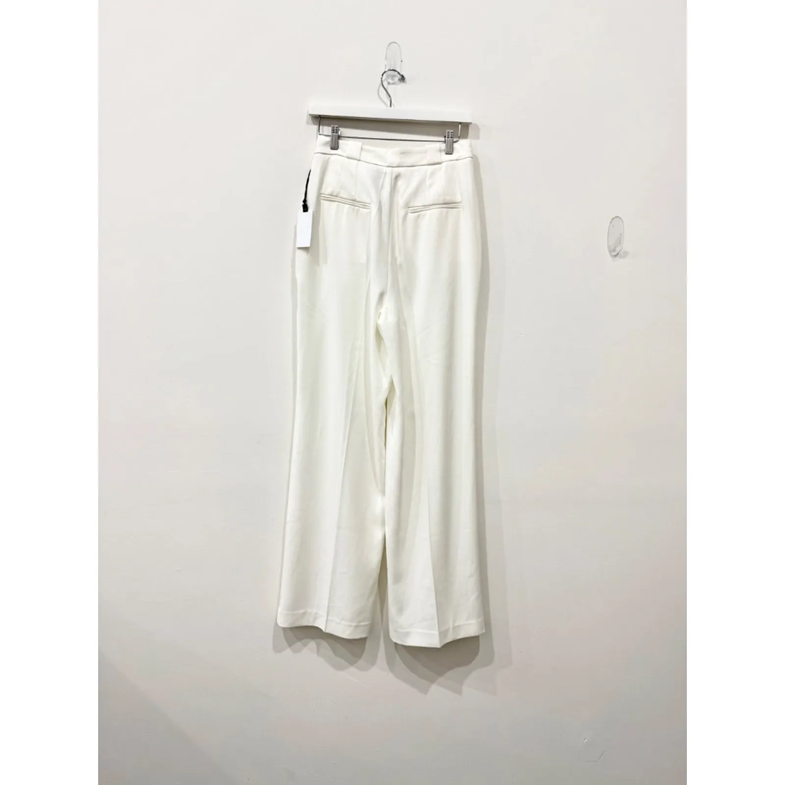 NWT ASTR The Label Bryony Flat Front Seams Wide Leg Pants Off White Womens Small - Image 3