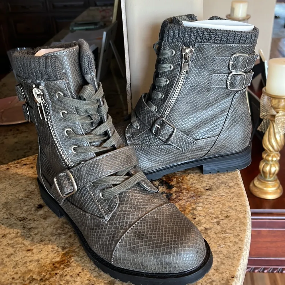 Boots Zip Lace Up Charcoal Booties Hiking Ankle Womens 8.5 JustFab - Image 4