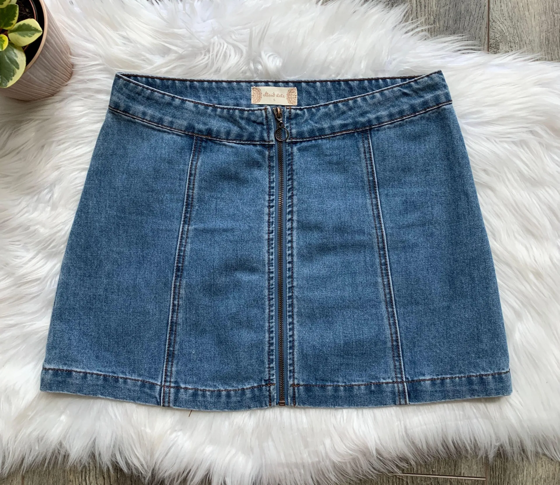 Altar’d State Moana Denim Mini Skirt Size Small - Image 4