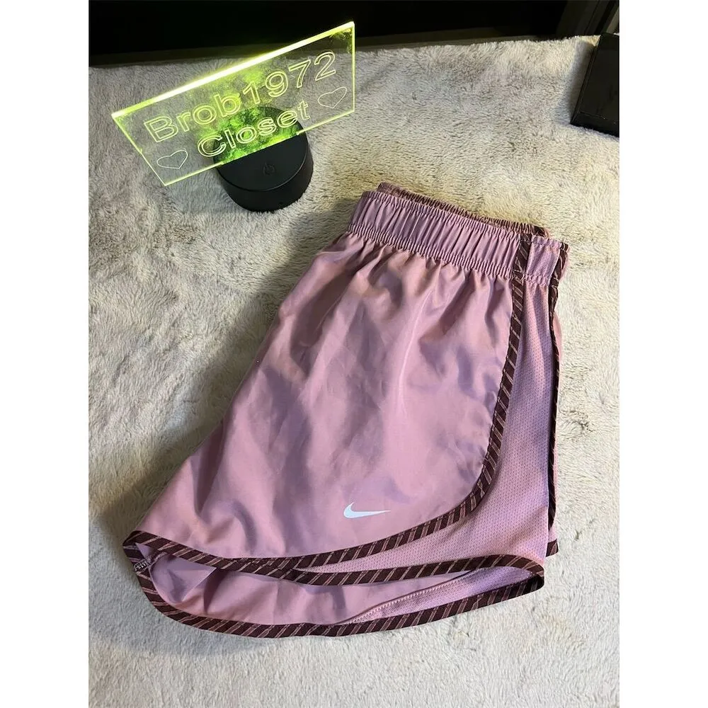 Nike Women's Tempo Running Shorts Pink Floral Trim Size M - Image 6