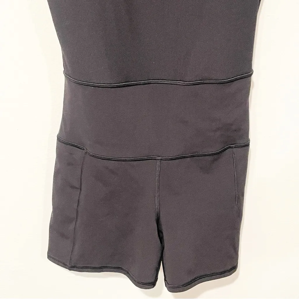 Vuori‎ Size XS Black Seamless One Piece Shorts Romper Jumpsuit - Image 2