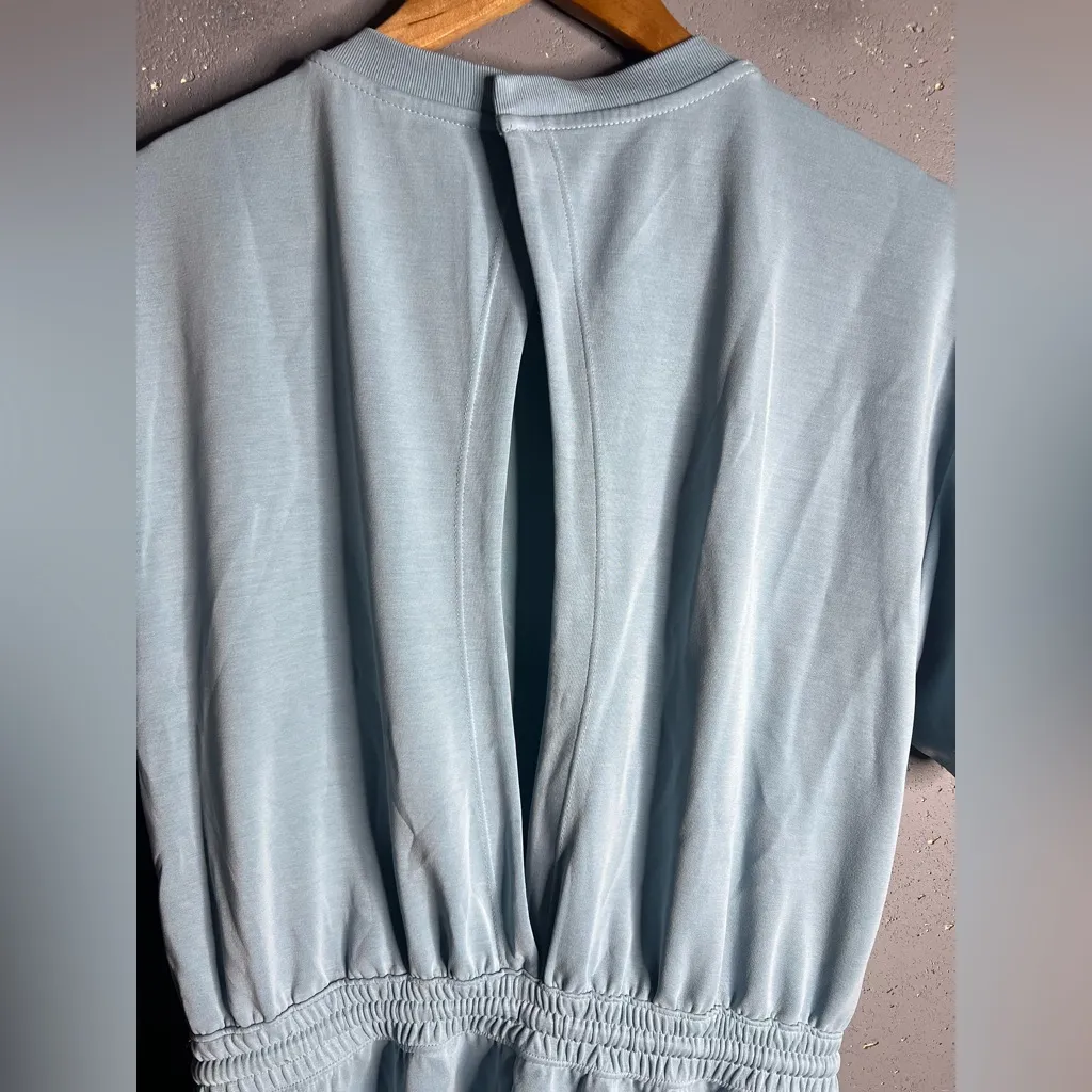 Athleta Seasoft Romper in Light Blue.  Size Small - Image 6