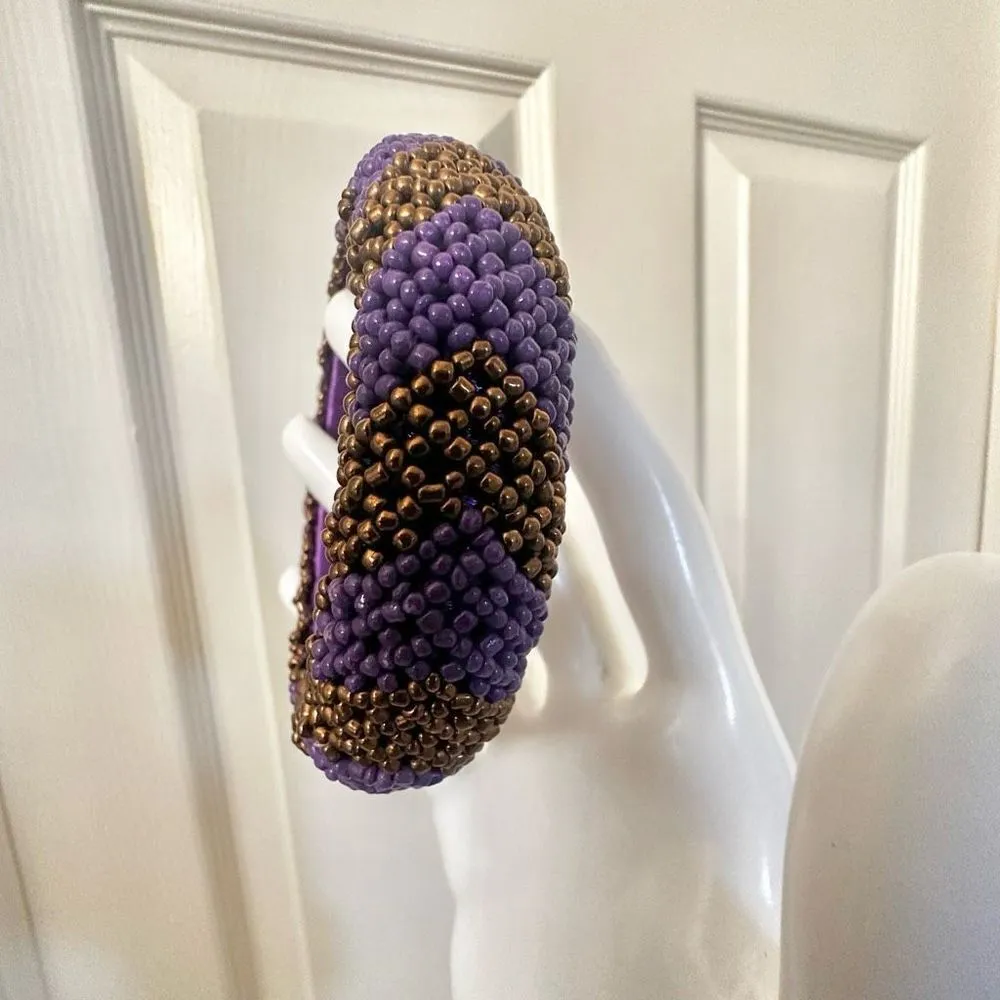 Purple and gold seed beaded chevron bangle bracelet - Image 3