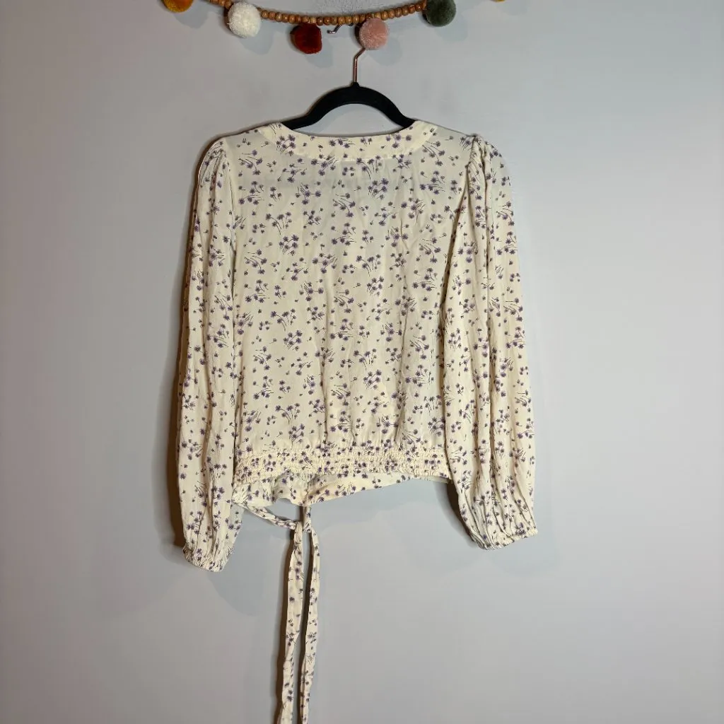 NWT American Eagle Floral Print Wrap Style Top - Image 6