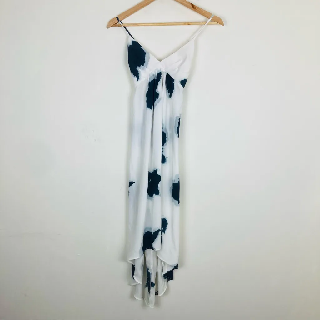 Wilfred Aritzia Cosmo white halter style dress in blue floral abstract print. 0 - Image 3