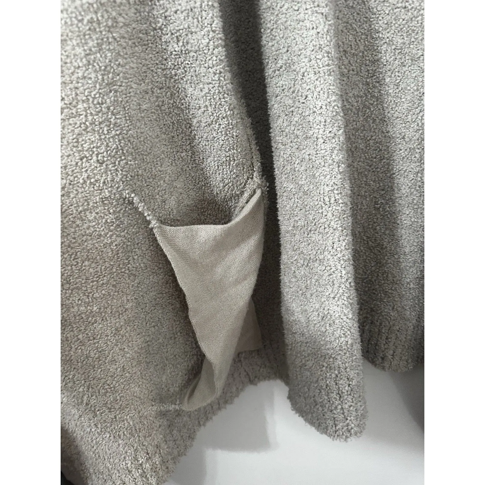 Ugg Women’s Phoebe Wrap Cardigan Sweater Sz Small Beige Cozy Knit Shawl Pockets - Image 6