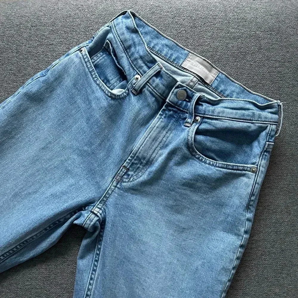 Everlane High Rise Straight Vintage Wash Jeans Size 25 - Image 5