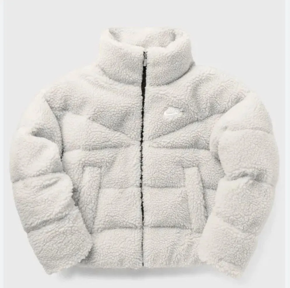 Nike ThermaFit City Sherpa Jacket NWT Size Large - Image 5