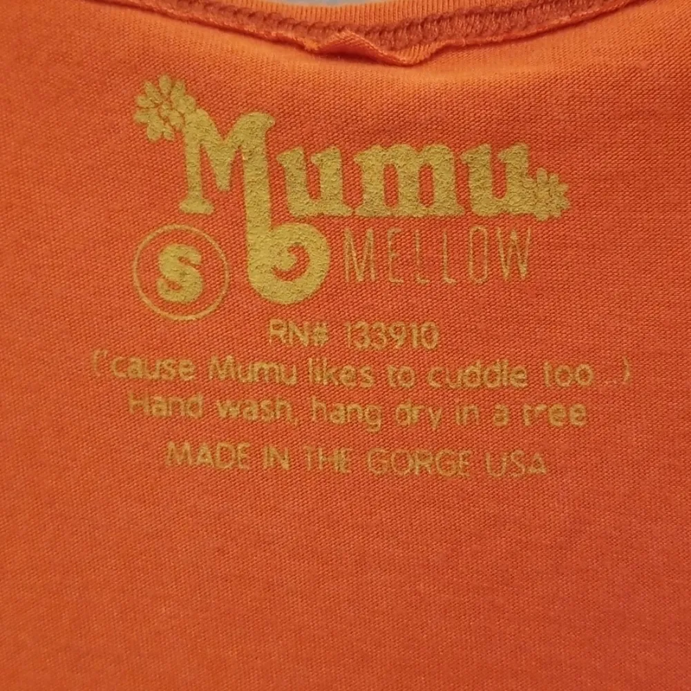 💕SHOW ME YOUR MUMU Hello Weekend Graphic Tank Top - Image 6