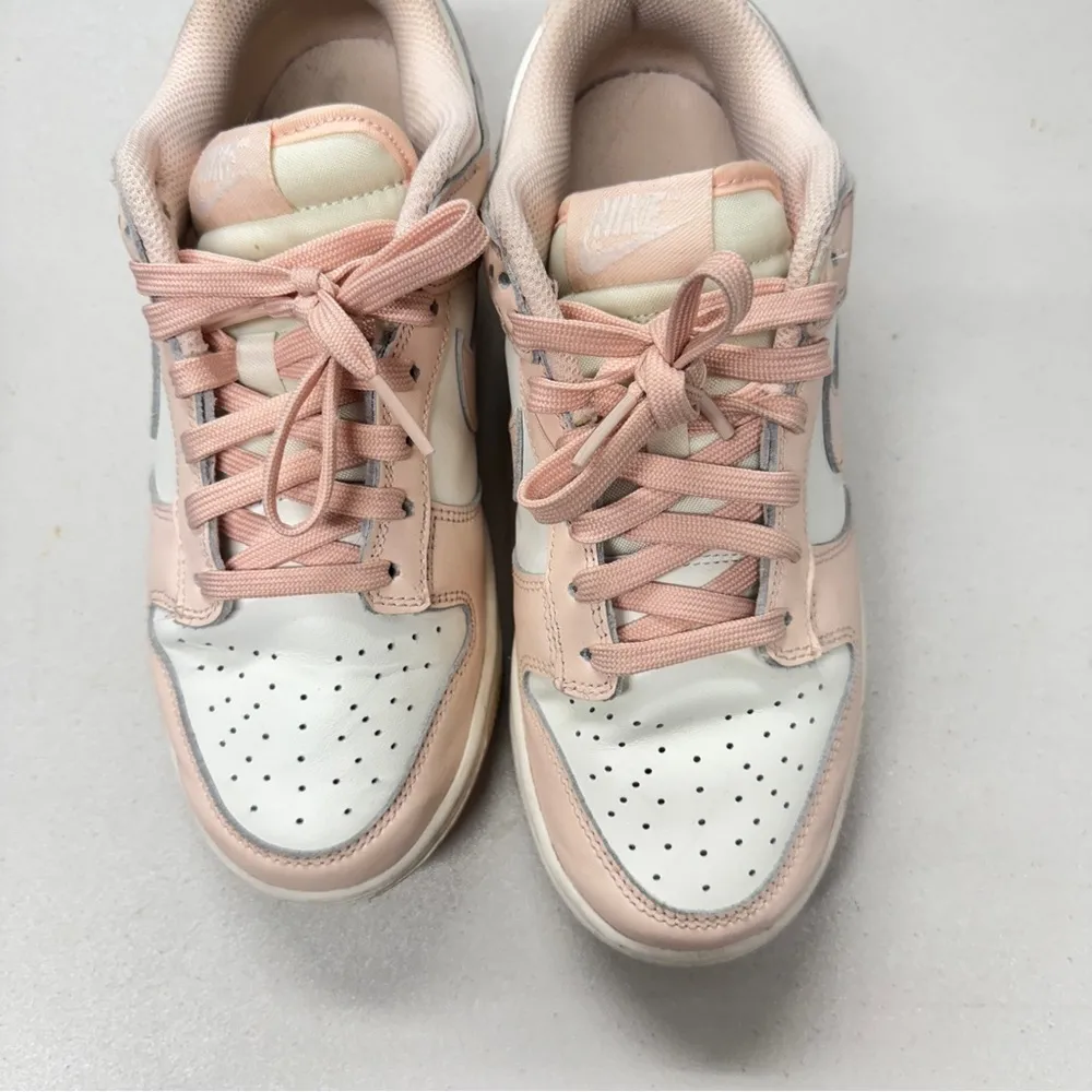 Nike Dunk Low Light Pink White Sneakers Womens 7 Tennis Shoes Running Casual - Image 2