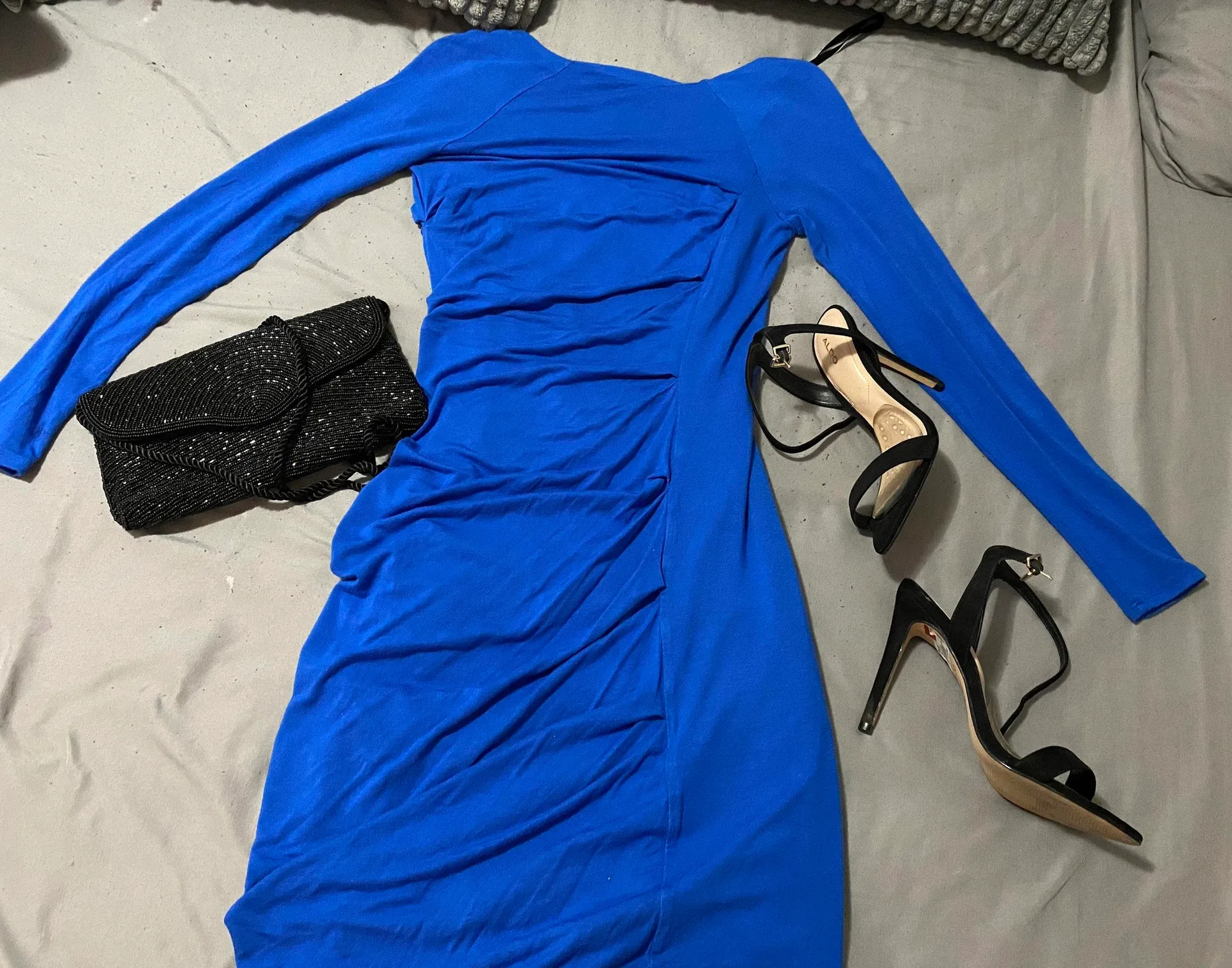 Beautiful Long Sleeve Dress In Blue Tone 👗 - Image 5