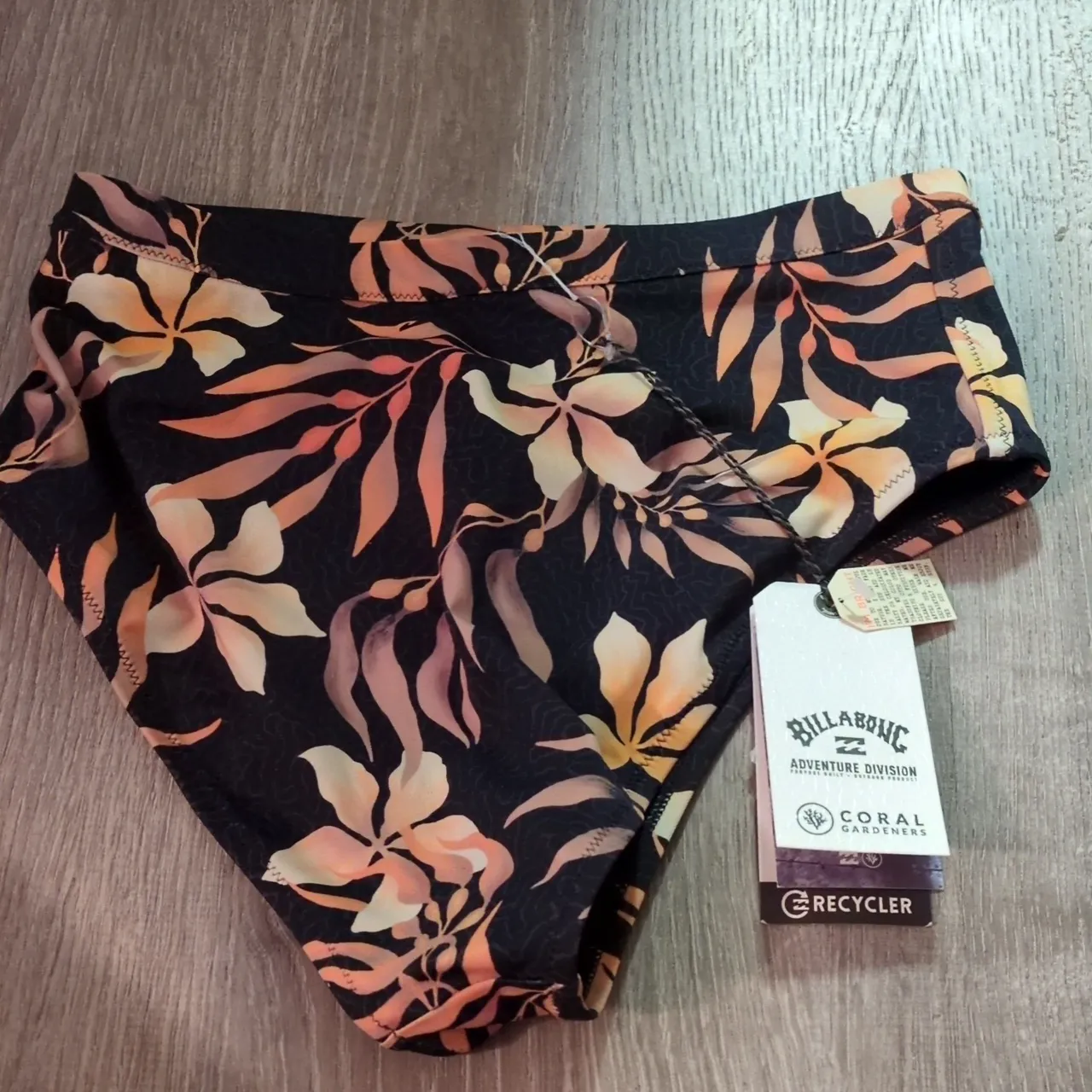 Billabong Coral Gardeners High Waisted Retro Swim Bottoms Size M (10) - Image 5