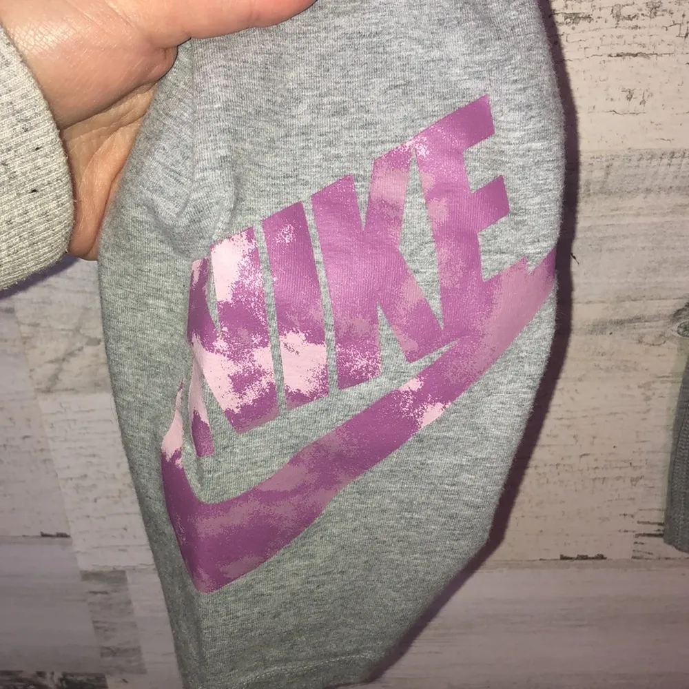 Nike leggings Nike tie dye symbol leggings Nike gray leggings size small Capri​​ - Image 3