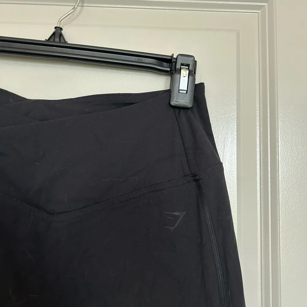 Women’s Black Gymshark Cross leggings - Image 2