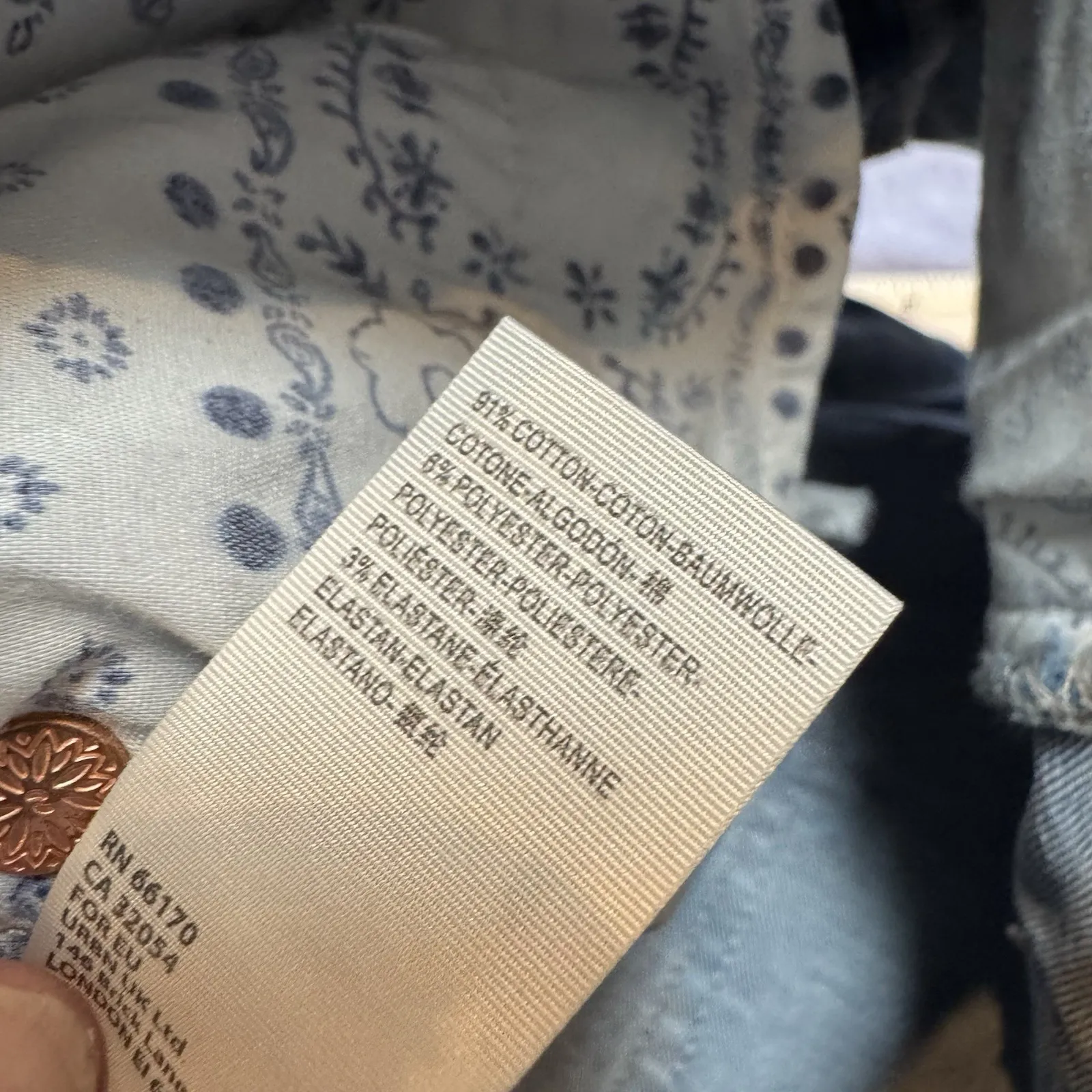 We The Free - Free People Distressed Denim Shorts Women 26 Button Fly - Image 7