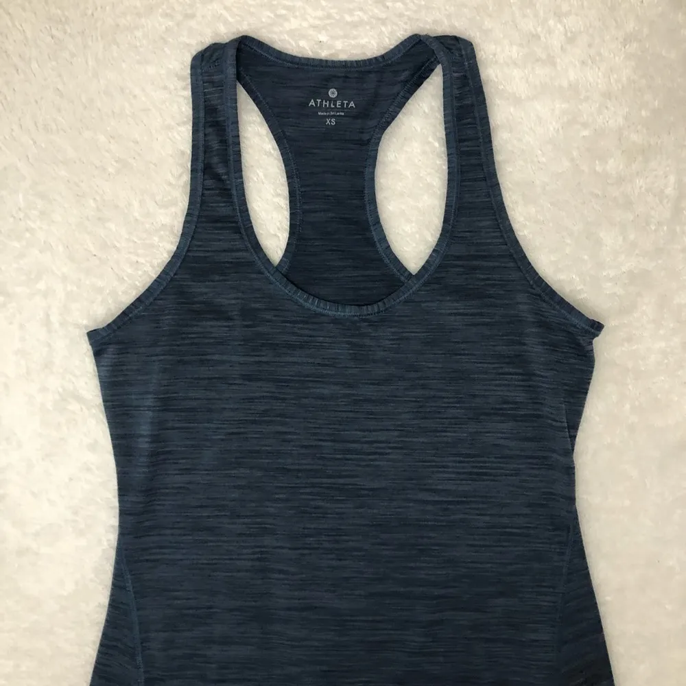Athleta Blue Shadow Stripe Racerback Activewear Tank Top Size Extra Small - Image 5