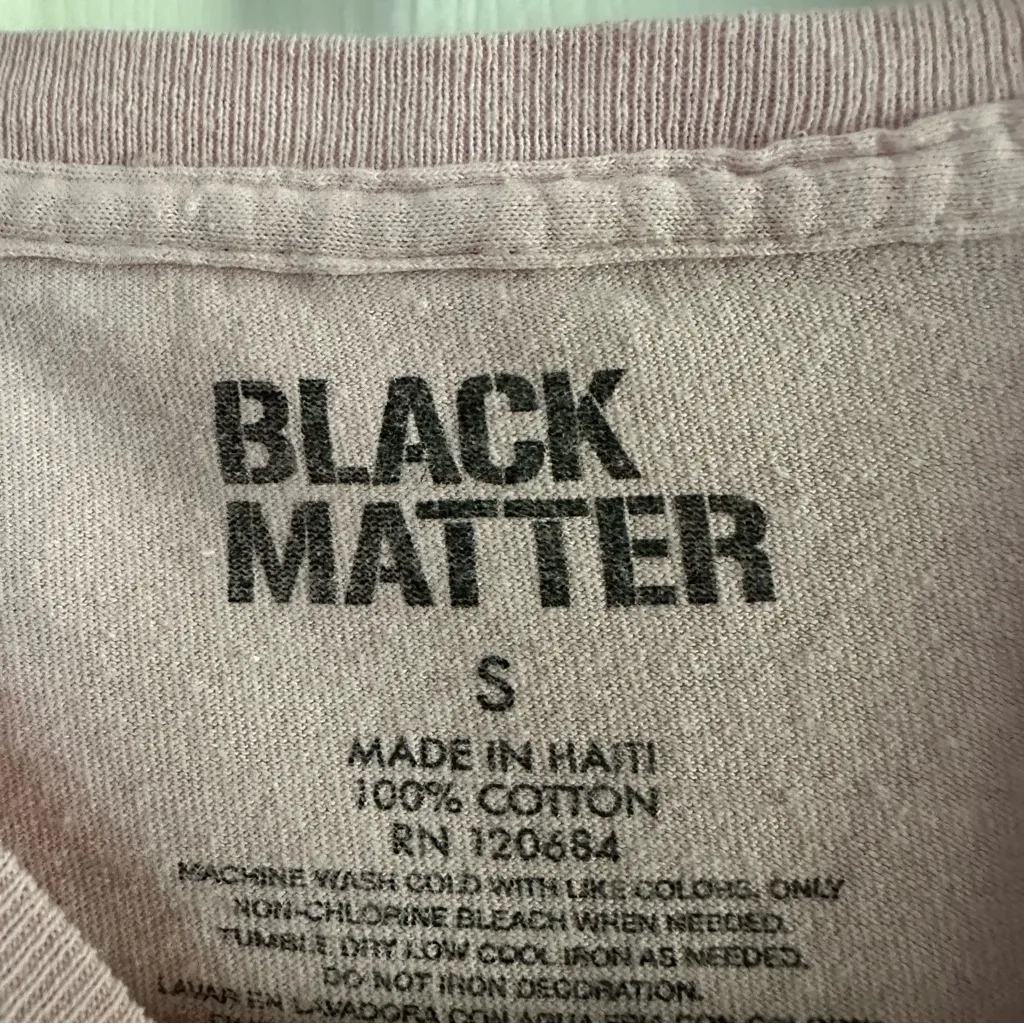 Black Matter Pink Gaming T-Shirt Small Cotton Kawaii Retro Gamer Aesthetic Tee - Image 4