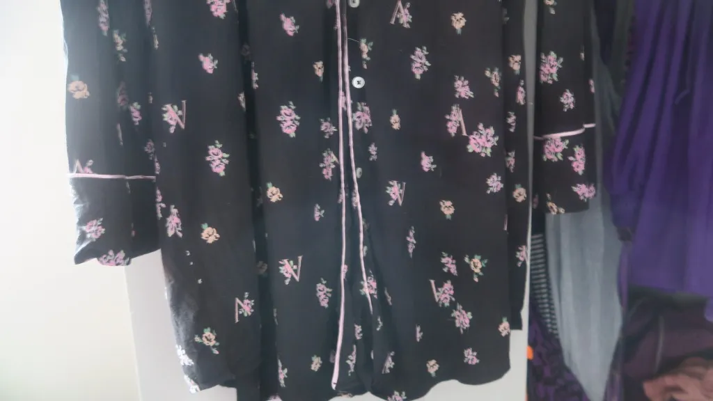 Victoria's Secret heavenly by victoria pj's nightgown floral flowers in black, pink and green size large. - Image 4