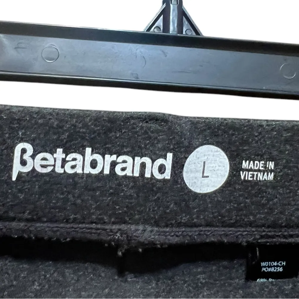 Betabrand Straight Leg Classic Dress Pant Yoga
Pant Size Large Charcoal Gray - Image 8