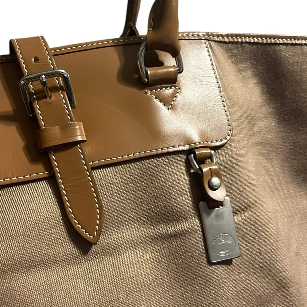 Dooney & Bourke Vintage Tan Tote Bag made in USA with original metal hangtag - Image 4