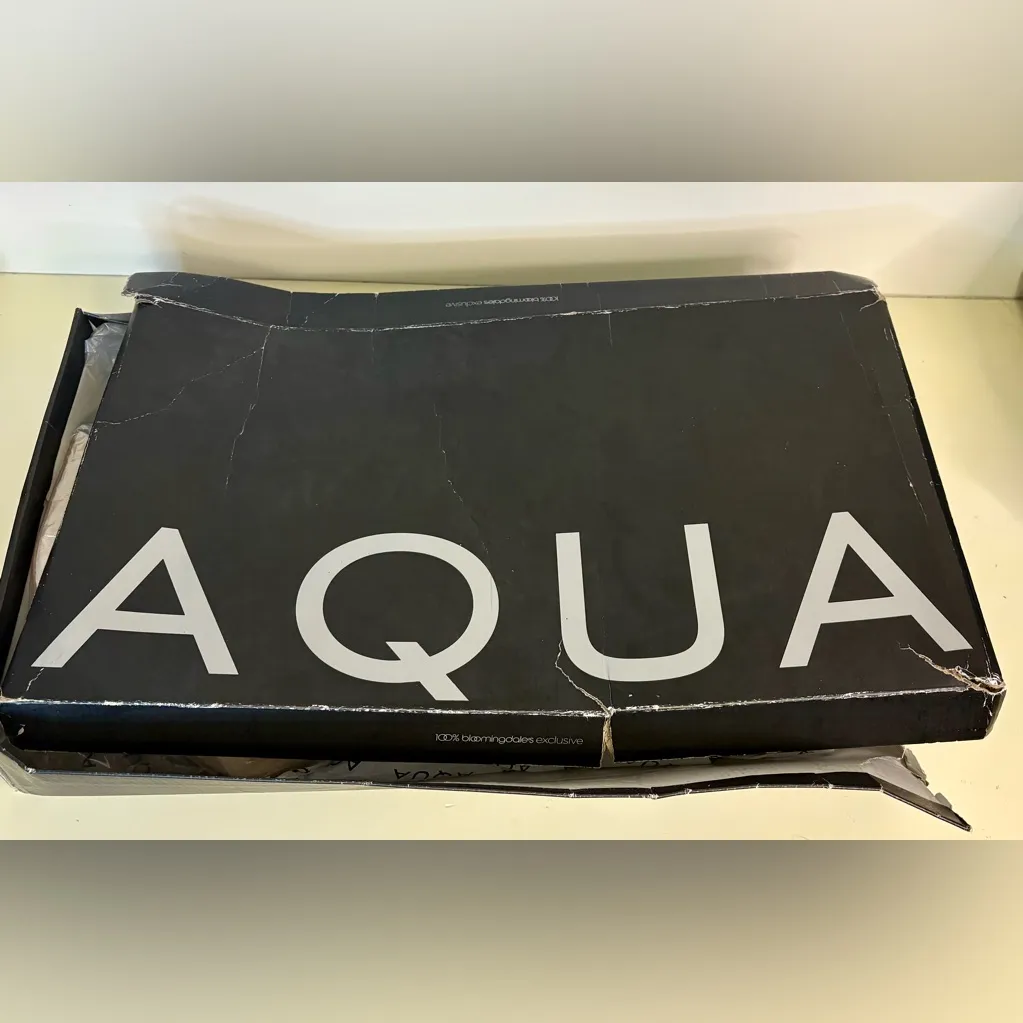 NWT Bloomingdale’s Aqua Taupe Suede Heeled Boots - Image 2