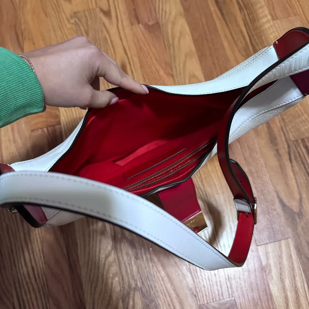 Christian Louboutin Small Carasky Crossbody Shoulder bag in white - Image 14