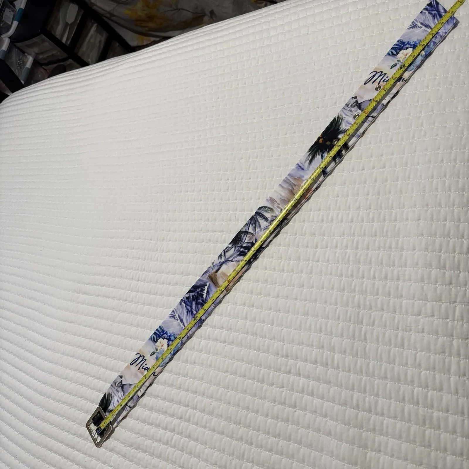 Women’s Small Miami Tropical Fabric Belt Multi Color Gold Tone Buckle - Image 6