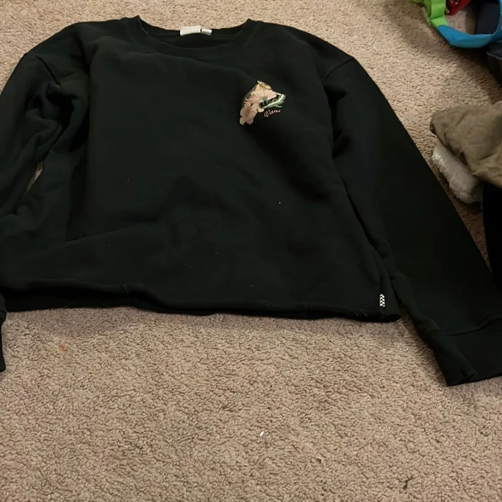 Vans  small black sweatshirt - Image 3