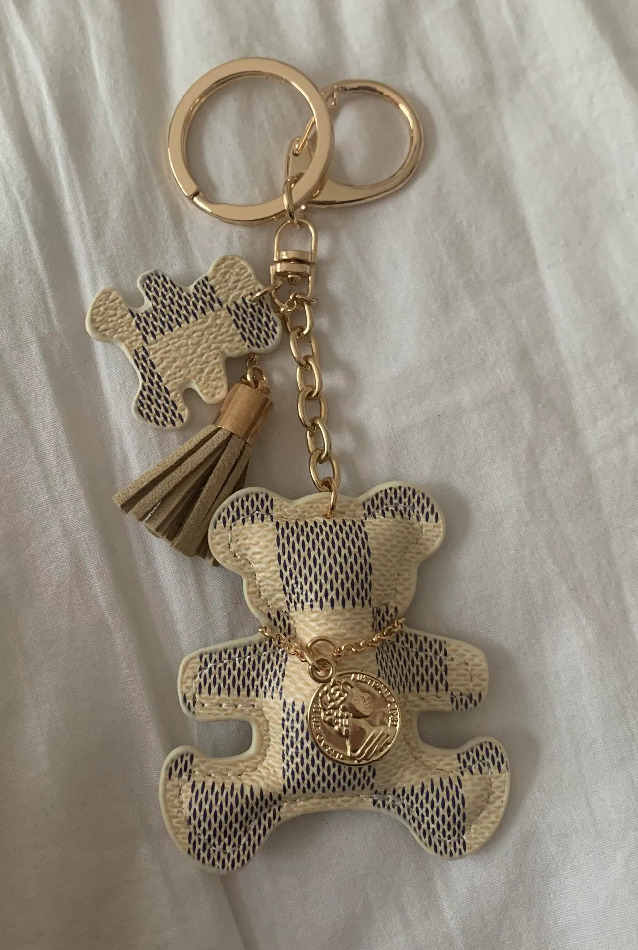 Teddy Bear Keychain White - Image 2