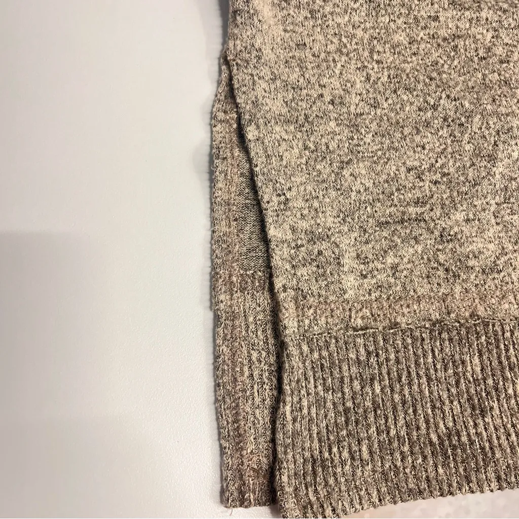 JODIFL sweater oversized heathered tan crew neck sweater side slit ribbed M L - Image 3