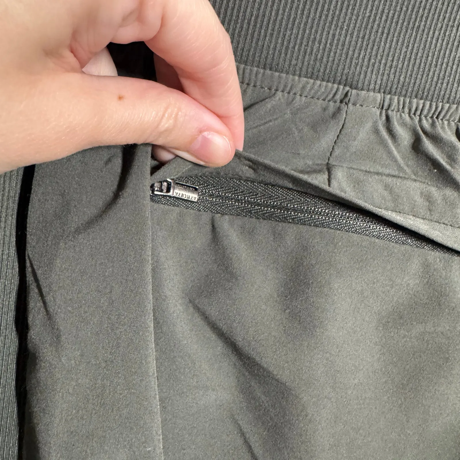 Athleta Brooklyn Ankle Pant Women 10T Mountain Green Wrinkle Resistant Stretch - Image 7