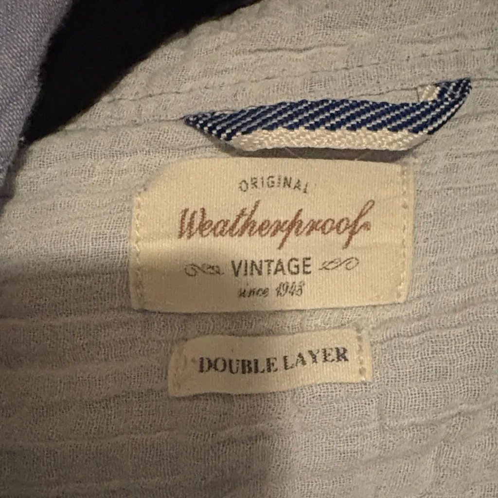 NWOT Original Weatherproof Vintage Women's Light Blue Button Down Shirt Size M - Image 2