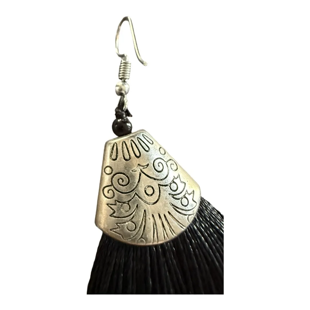 Black tassel etched design earrings dangle fringe drop earrings boho chic - Image 4