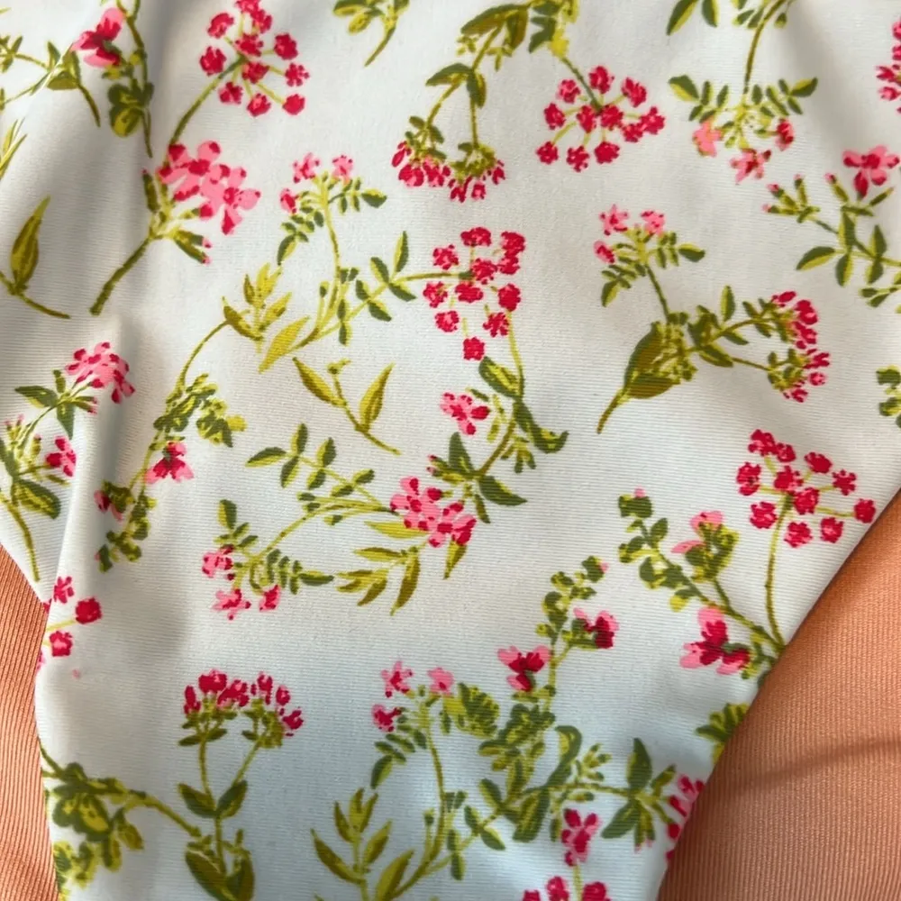 JCrew Curved Waist Cheeky Bikini Bottom Cloud Meadow Floral Size Medium NWT - Image 3