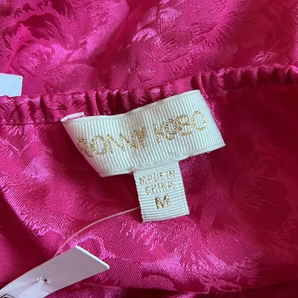 NWT Ronny Kobo Claire Hot Pink Halter Tank Top Silky Floral Cropped Blouse sz M - Image 6