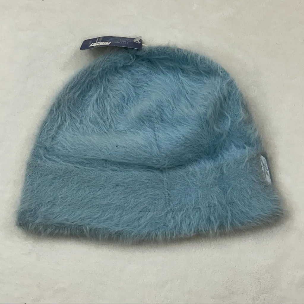 Las Vegas Raiders NFL Football Team Reebok Blue Fuzzy Beanie Hat Cap Womens OSFM - Image 3