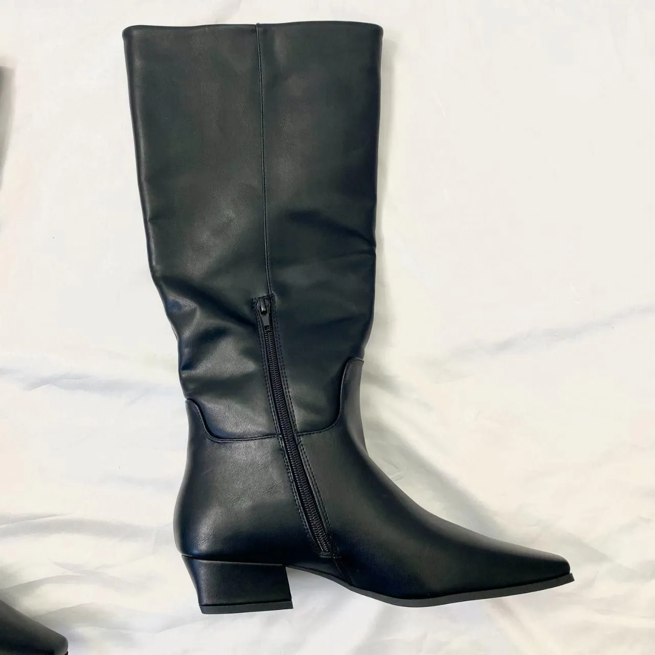 NEW Blaike 90s Style Black Faux Leather Square Toe Knee High Riding Boots US 8.5 - Image 2