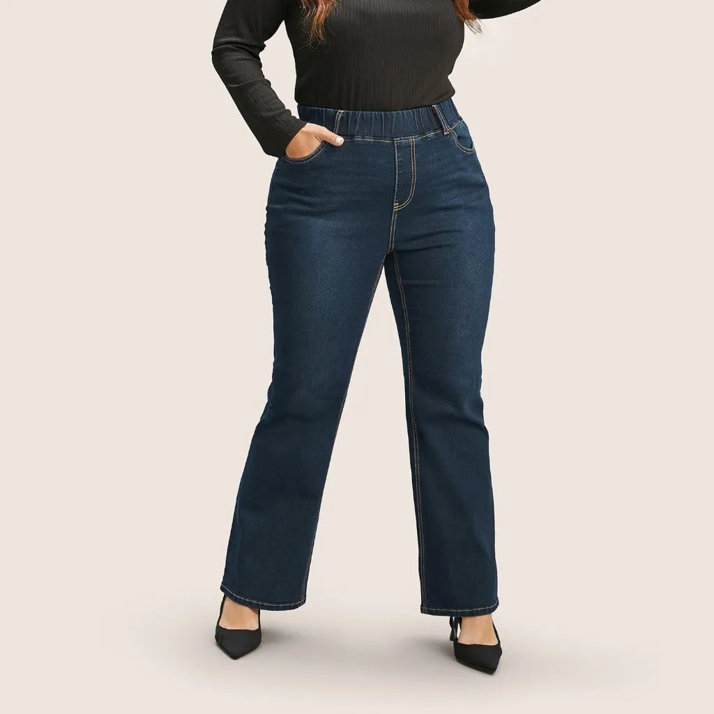 BloomChic NWT Plus Size Classic Blue Denim Elastic Waist Jeans - Image 4