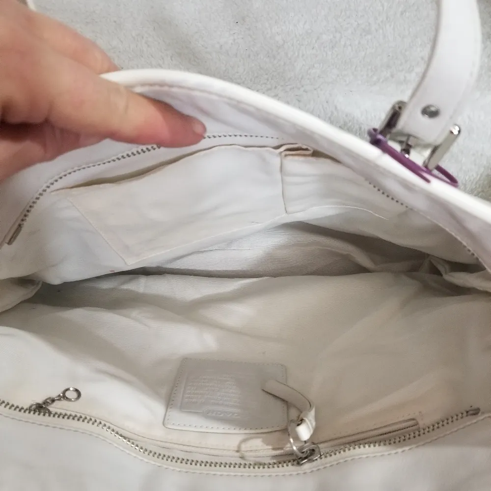 Coach  White Leather Legacy Tote - Image 7