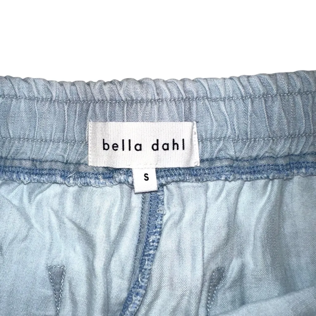 NWT Bella Dahl Fray Hem Sporty Light Blue Chambray Shorts SMALL - Image 5