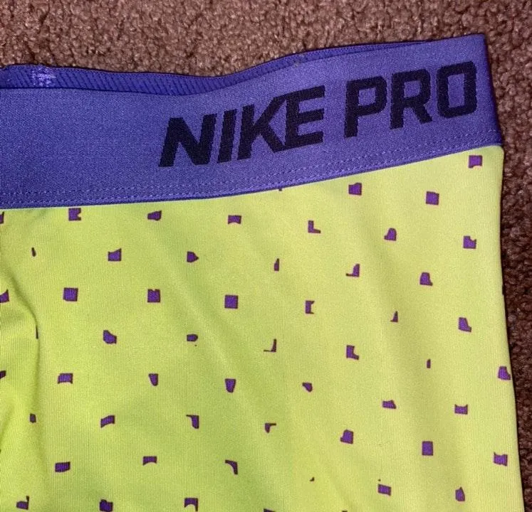 Nike Yellow  Pros - Image 3